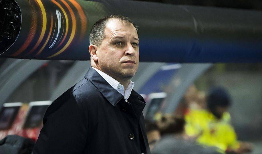 Вернидуб: «Приходится брать игроков за руку, вести, показывать, что от них хочу»