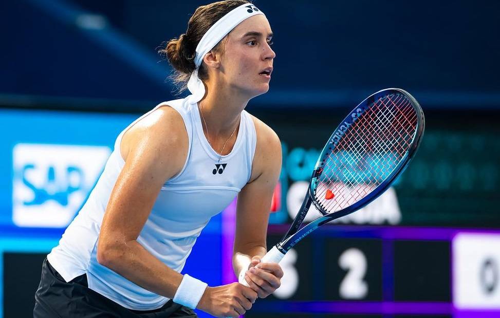 Калинина обыграла чемпионку Wimbledon-2023 и вышла во второй круг престижного турнира в Китае