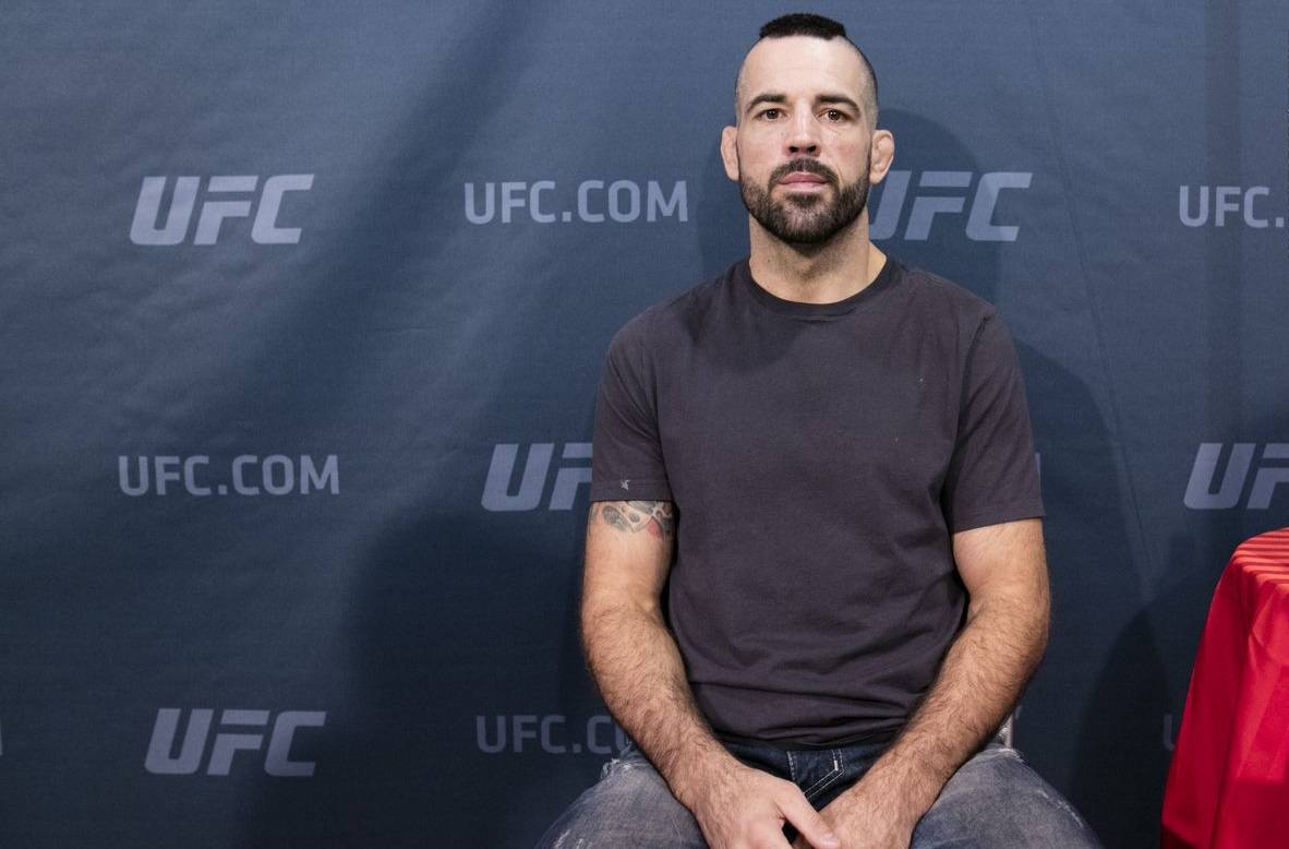 Браун хотел бы провести бой с Перри