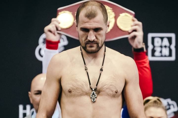 Ковалев не может завершить карьеру, по контракту он вынужден провести еще два боя