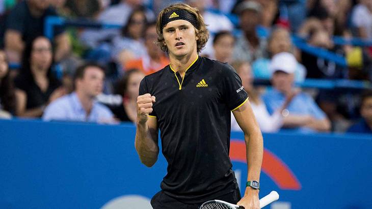 Зверев по ходу матча попал мячом в девочку