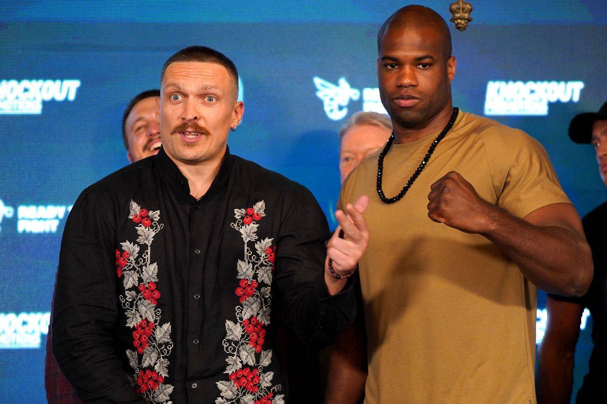 Колишній чемпіон світу з росії відповів, за правилами чи вдарив Дюбуа в бою з Усиком