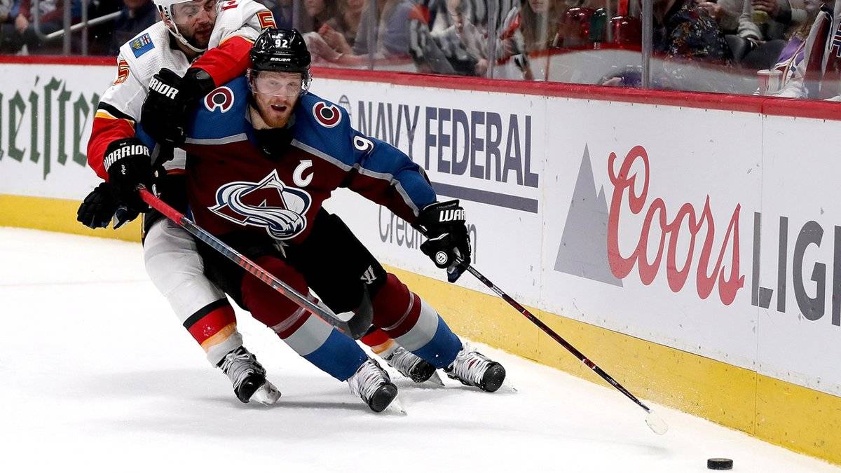 «Колорадо» отпустил капитана на ЧМ-2019