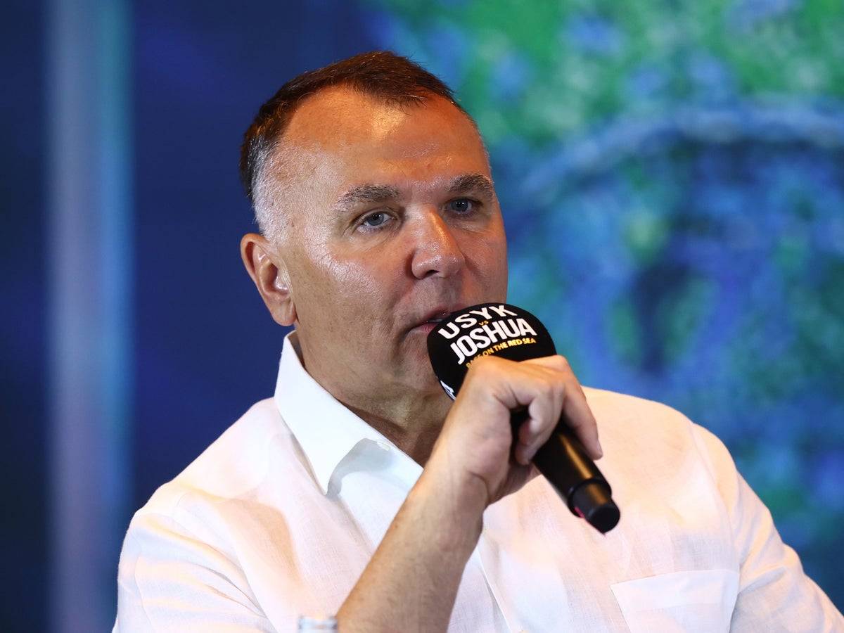 Менеджер Ломаченка знищив двох відомих людей зі світу боксу через бій Хейні – Гарсія