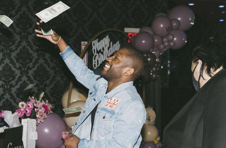 Мейвезер: «Я закончил с боксом, но продолжаю делать деньги»