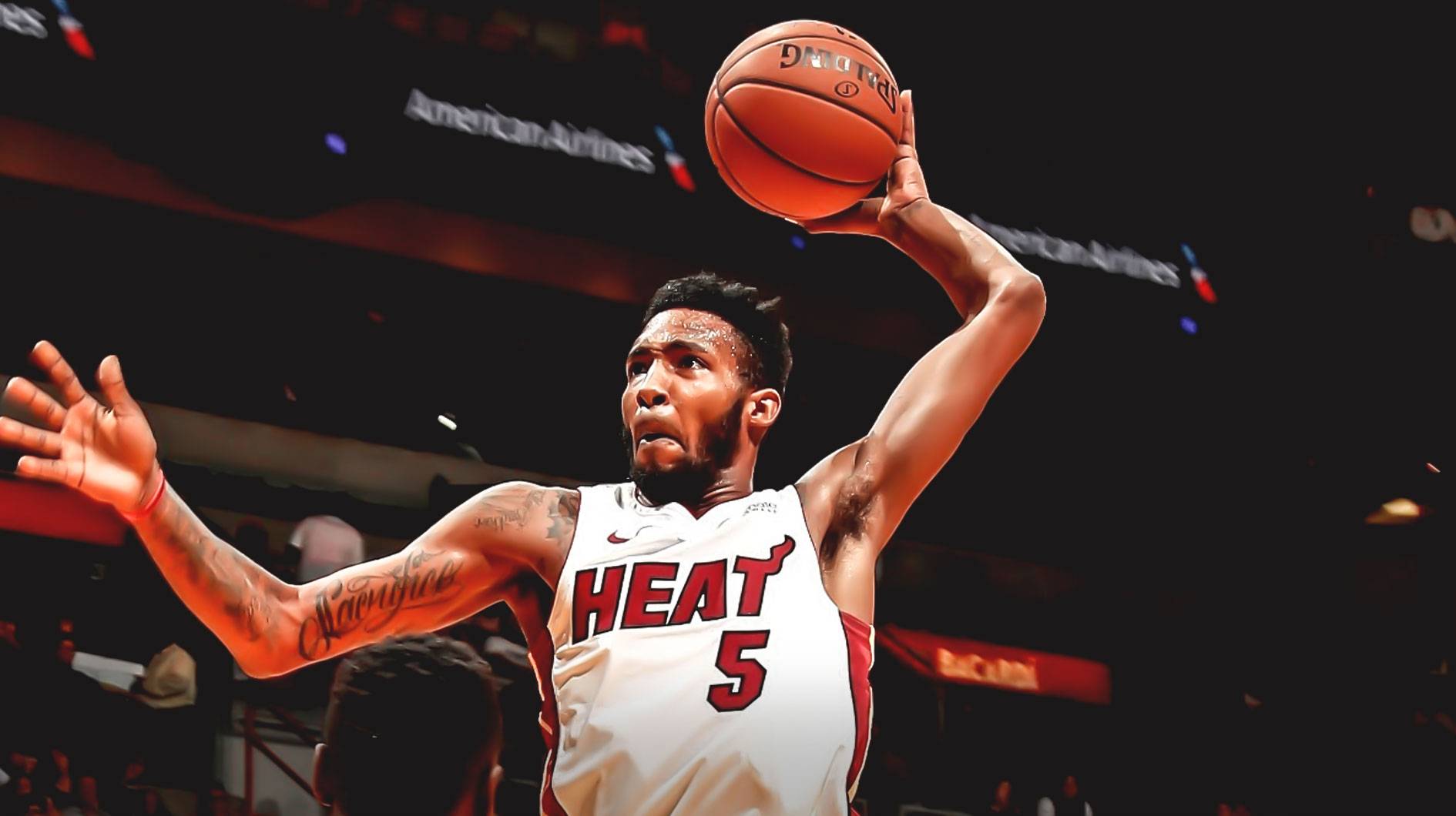 Дикий данк Джонса – момент дня в НБА