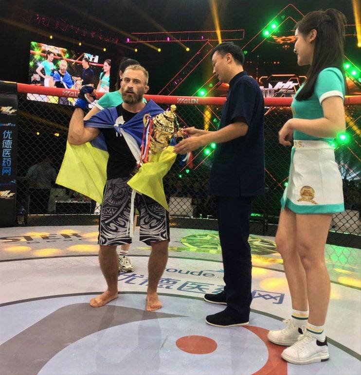 Украинский боец ММА: «Я не буду лететь 43 часа на бой с четырьмя пересадками, чтобы потом еще согнать 5 килограмм веса»