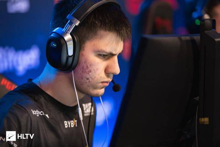 У NaVi українець b1t майже зрівнявся із s1mple за трансферною вартістю
