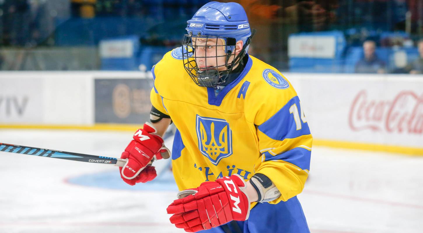 Нападающий молодежной сборной Украины рассказал о преимуществах провождения ЧМ в декабре