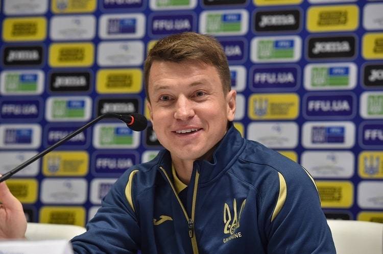 Ротань: «У молодіжній збірній з'являться нові імена, без цього ніяк»