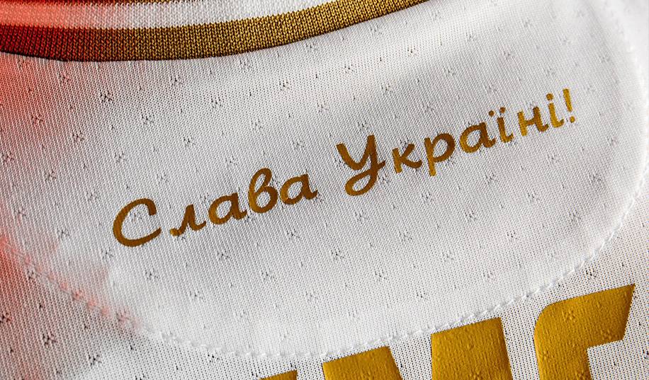 Екс-тренер « Динамо »: « Регламент UEFA не допускає ніяких політичних гасел »