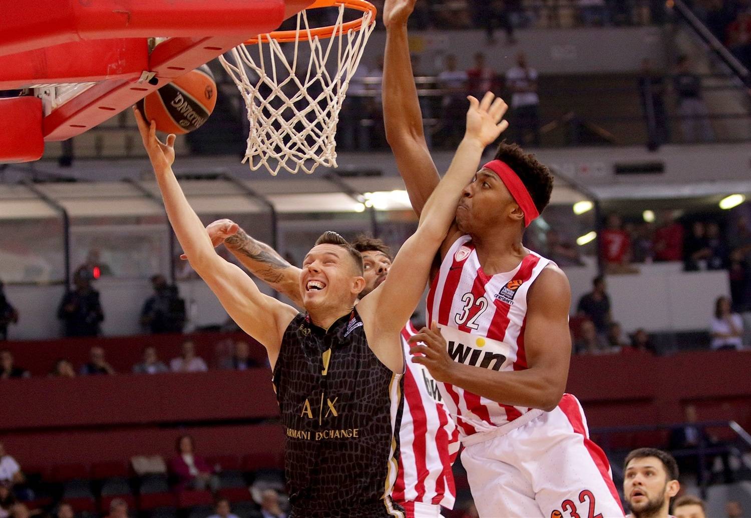 Из-за коронавируса перенесены пять матчей Евролиги и Еврокубка