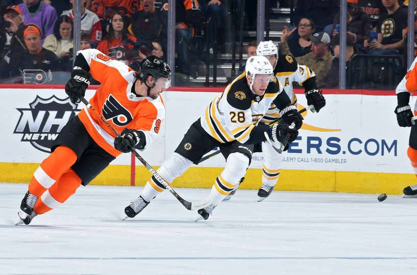 «Бостон» прервал победную серию «Филадельфии», «Тампа» уступила «Торонто»