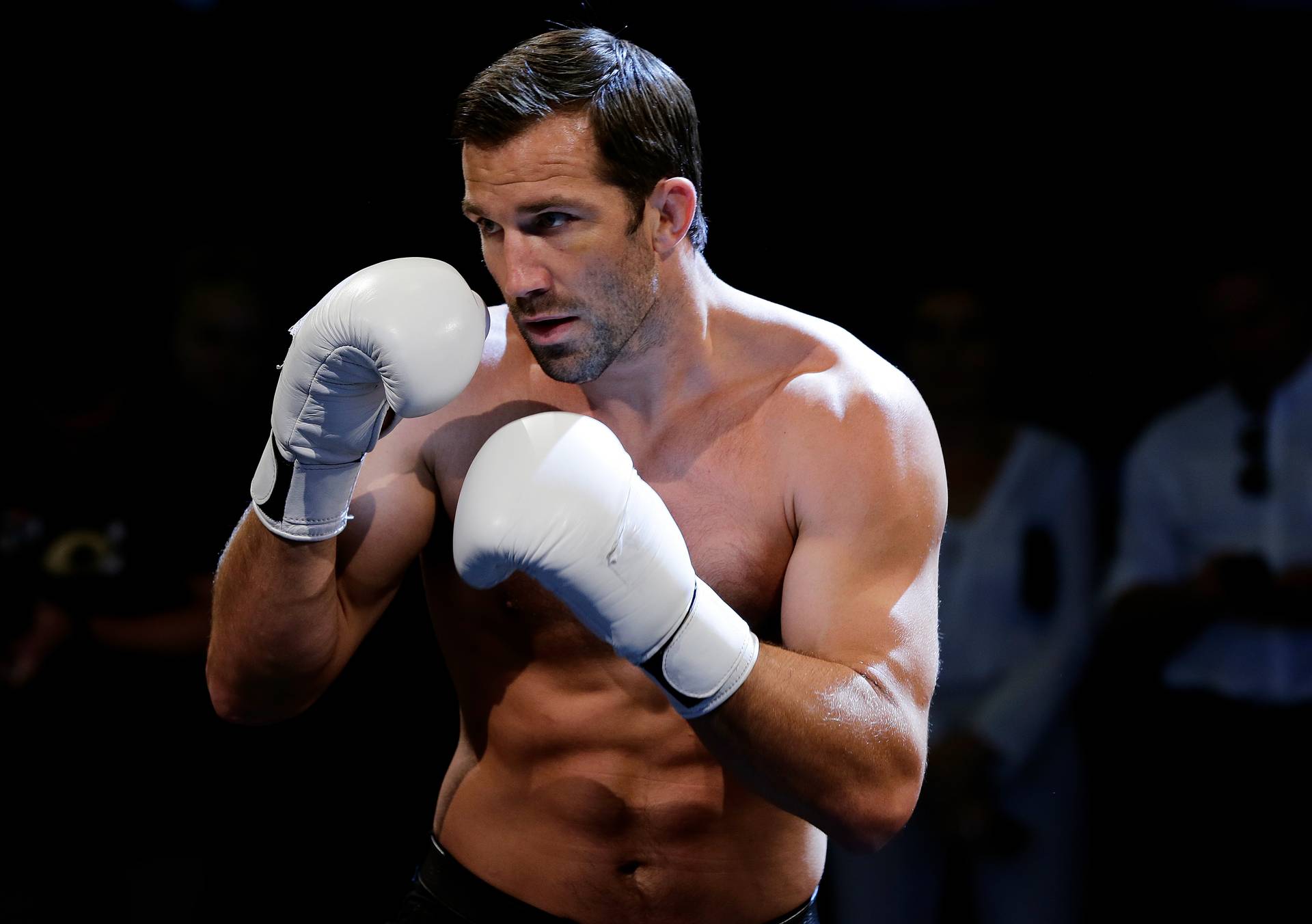 «Это было дико». Экс-чемпион UFC рассказал, как на улице на него набросилась сумасшедшая 