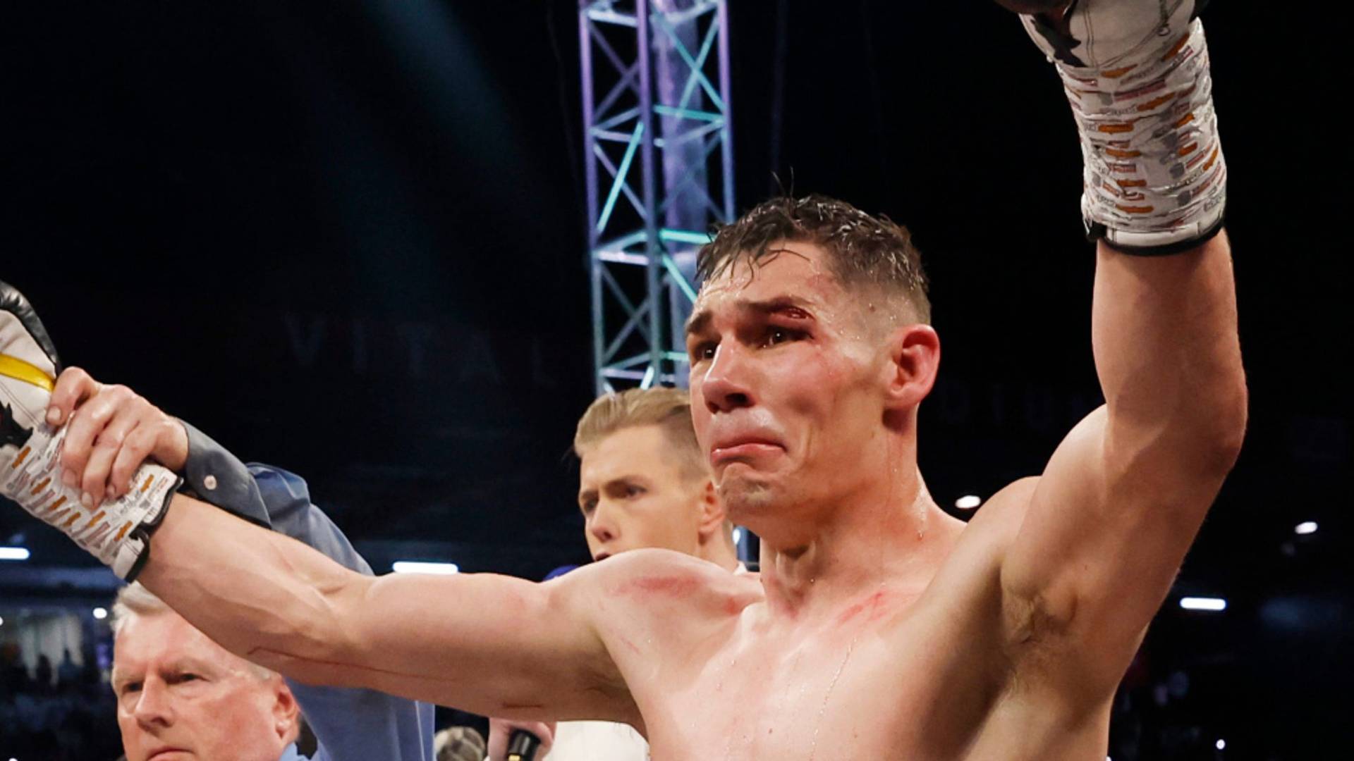 Чемпіон світу в крузервейті готовий зустрітися з переможцем бою Усик – Дюбуа