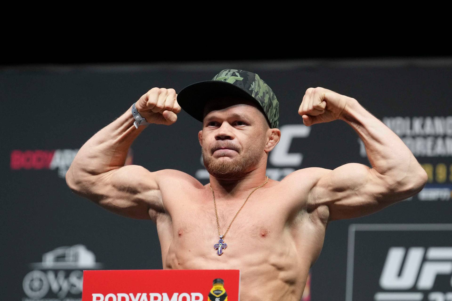 Аскрен радить UFC обміняти рашиста Яна на Деметріуса Джонсона