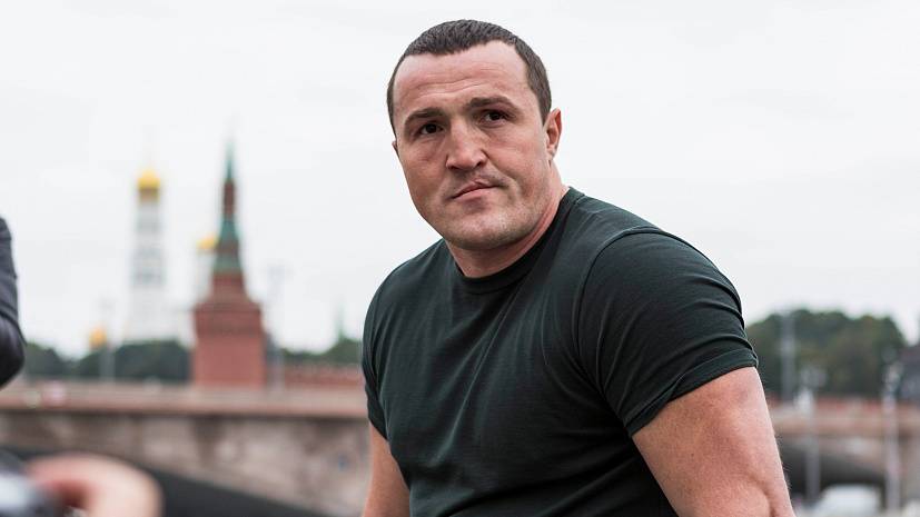 Лебедєв: « Чекаю пропозицій бою з блогером »