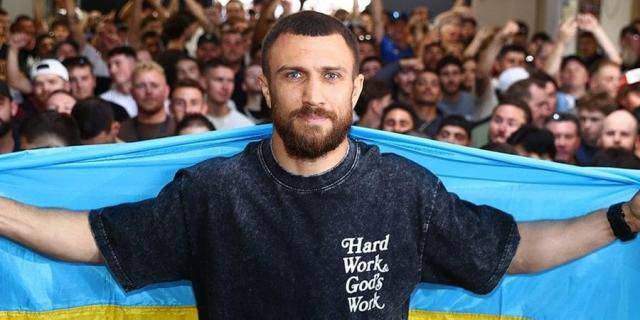 Маліньяджі назвав наступного суперника Ломаченка
