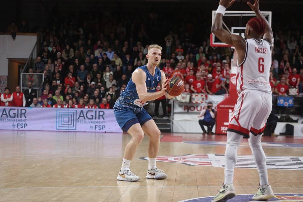 «Будівельник» поступився «Шоле» і вилетів з Кубка Європи FIBA