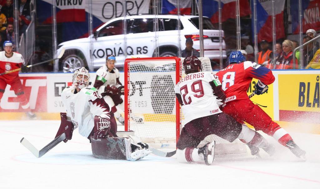 Латвия проиграла Чехии, ведя после первого периода 2:0