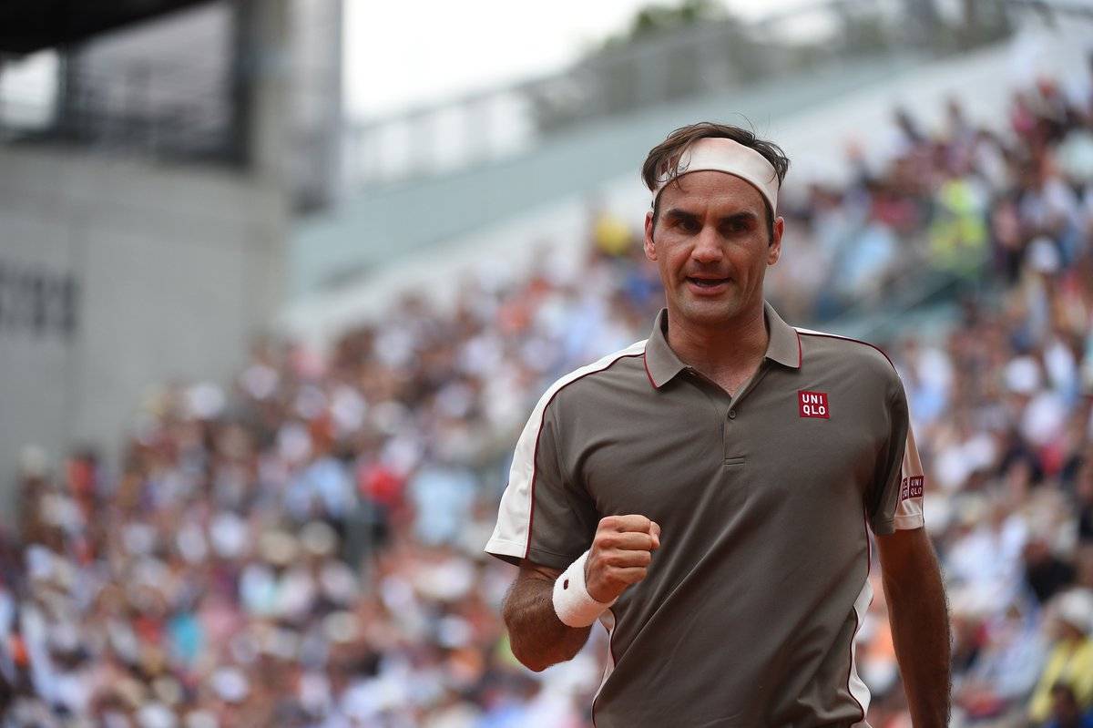 Игра Федерера у сетки – удар дня на Roland Garros