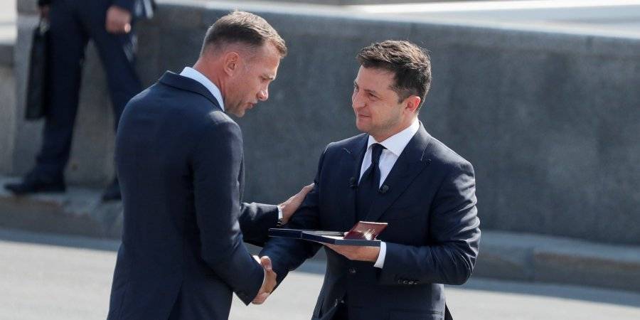 Зеленський підтримав Шевченка. «Повертайся працювати додому»