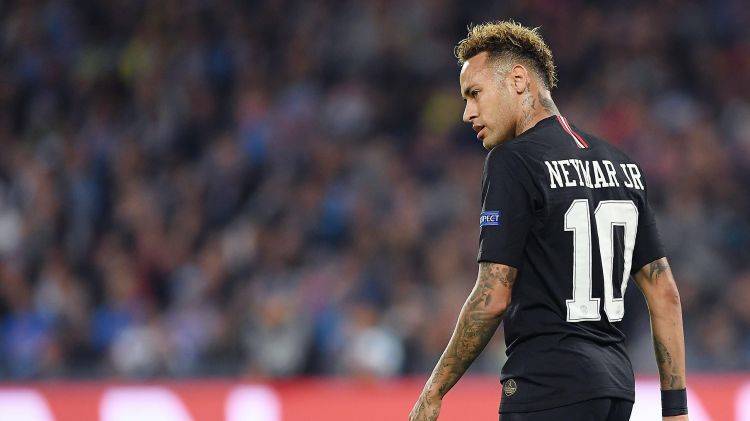 UEFA оставил в силе дисквалификацию Неймара