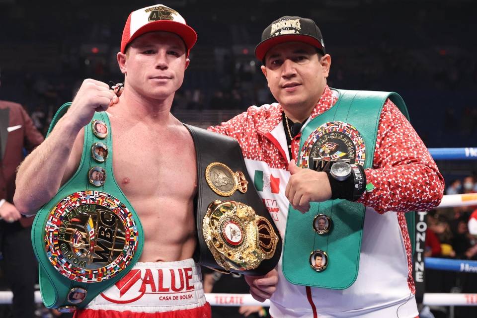 Рейносо розповів, чому серед всіх чемпіонів крузервейту Канело вибрав Макаба