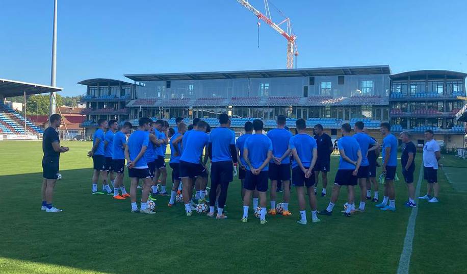 «Динамо» перебазувалося у передмістя Ліона