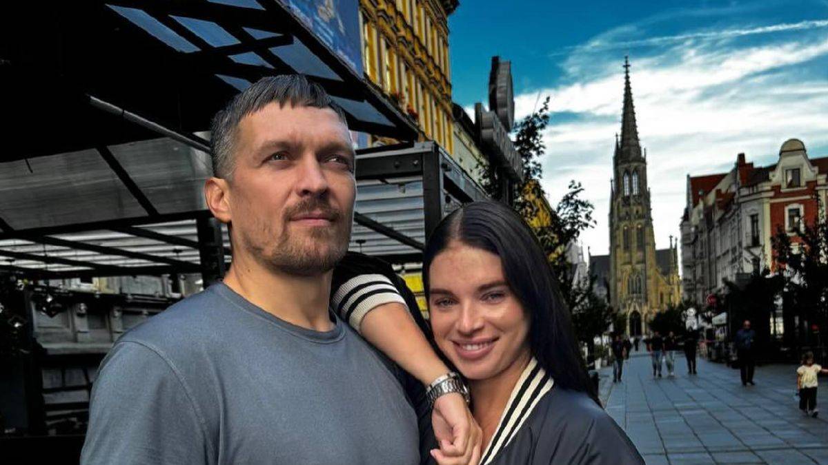 Усик: «Я общался со своей женой каждый день, каждый раз, каждую минуту, каждую секунду»