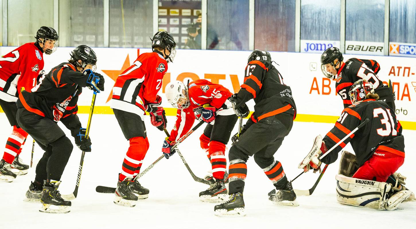« Донбас U-17 » і « Льдінка » перемогли в стартових матчах Junior Hockey Cup