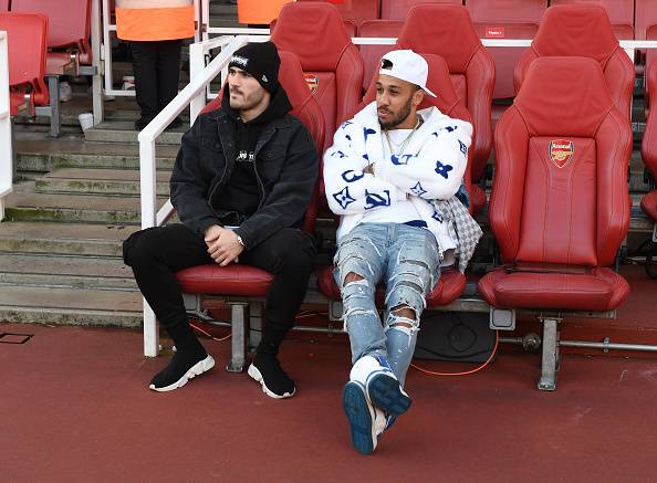 Форвард «Арсенала» приехал на игру против «Шеффилда» в куртке из норки за 21 тысячу евро