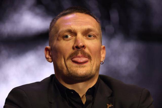 Усик випередив Ломаченка в оновленому рейтингу найкращих боксерів світу