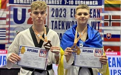 Українські тхеквондисти вибороли дві медалі на молодіжному ЧЄ
