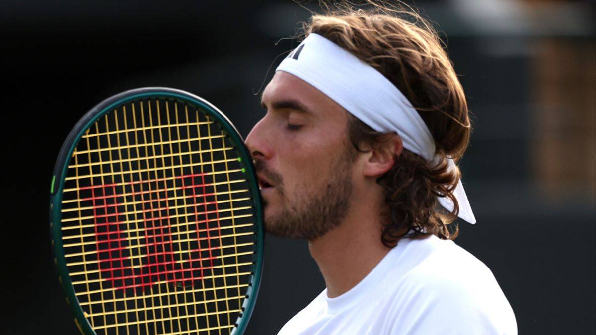 Циципас вилетів з Wimbledon у другому колі
