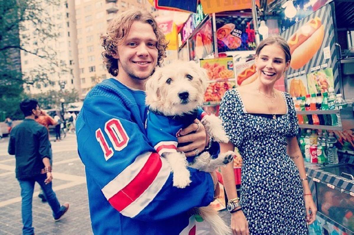 Российский хоккеист насмехается над Путиным