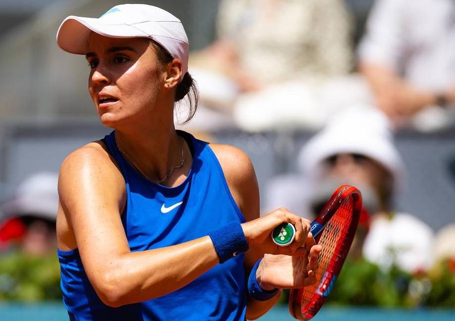Калініна вийшла у півфінал турніру у Великій Британії