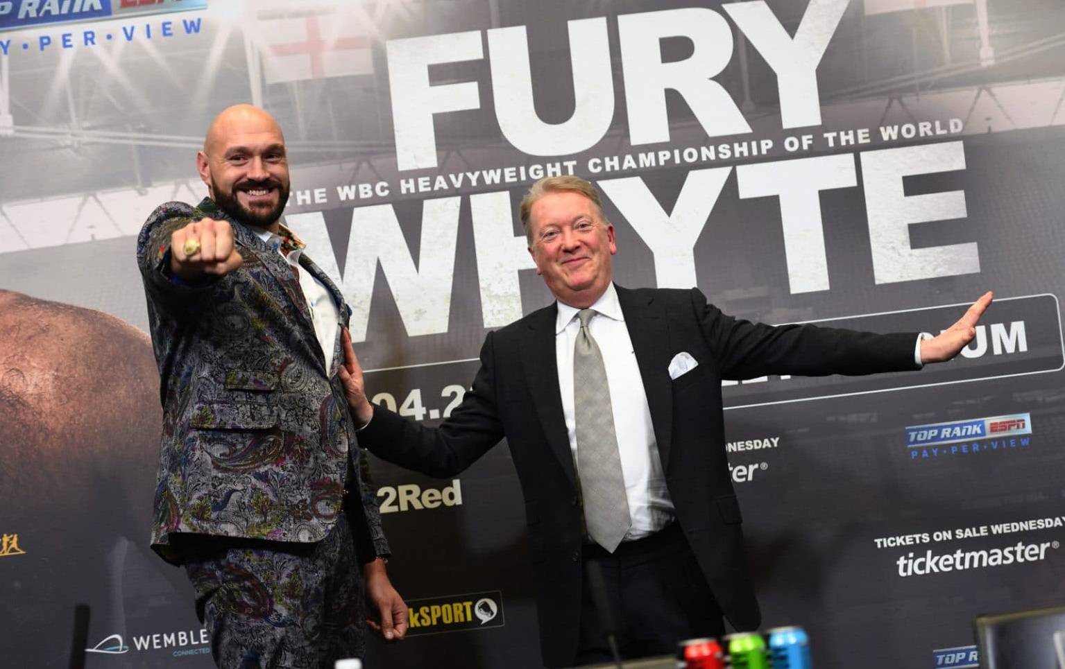 Промоутер Ф’юрі: «Ми тричі резервували «Вемблі» для поєдинків з Усиком та Джошуа»