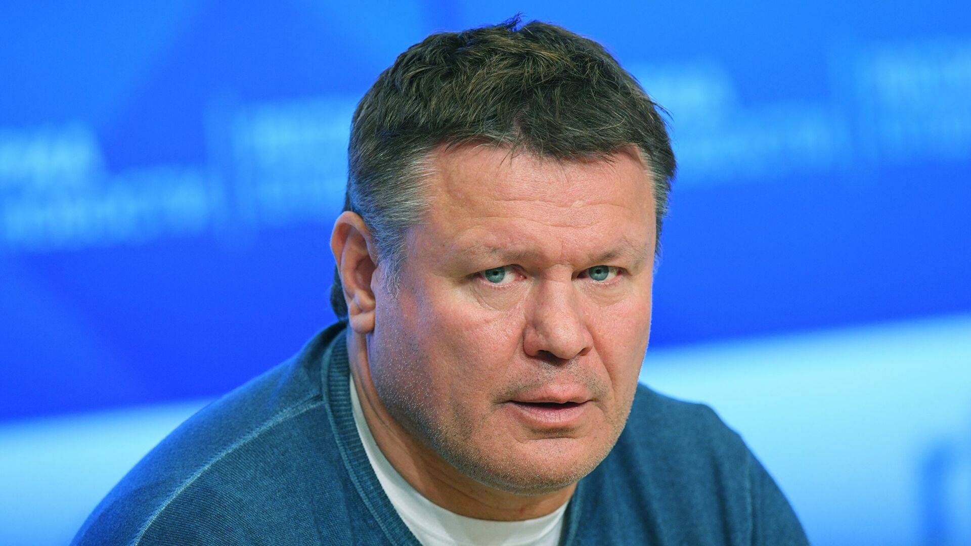 Олег Тактаров: Навряд чи Ємельяненко є фаворитом в бою з Джонсоном