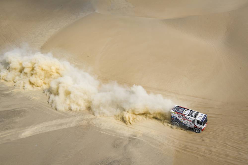«Дакар-2019». Аль-Аттия победил в классе внедорожников в первый день ралли
