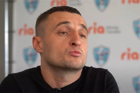 Кополовец: «Тренироваться негде, на полях стоит вода. Мы сделали из стадиона «Миная» болото»