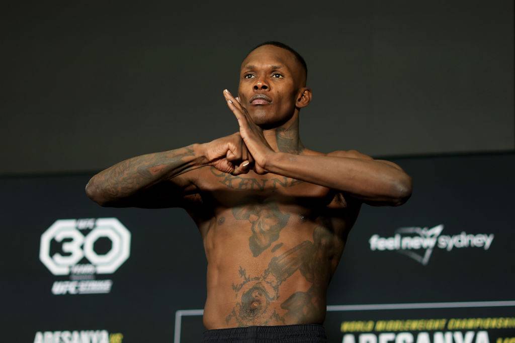 Поєдинок Адесаньї та Гастелуму включений до Зали слави UFC