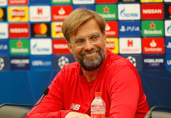 От души посмеялся над Милнером и назвал ван Дейка девочкой. Клопп угадывал своих подопечных по детским фотографиям