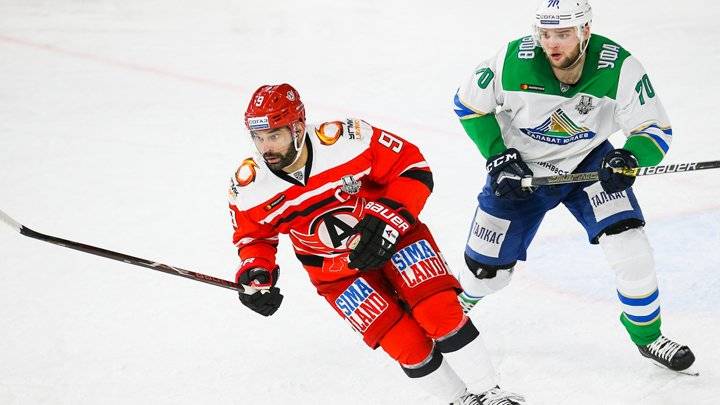 «Барыс» сравнял счет в серии с «Авангардом», «Автомобилист» сделал то же с «Салаватом Юлаевом»