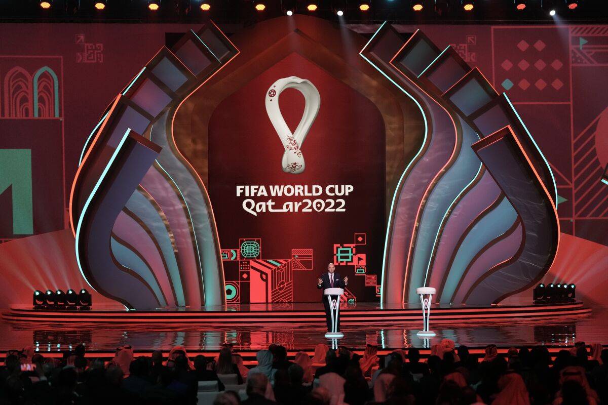Організатори ЧС e Катарі стежили за чиновниками FIFA
