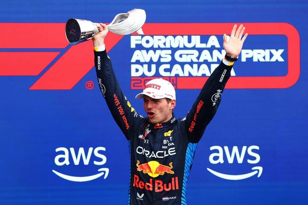 Бос Red Bull: «Якщо Ферстаппен виграє четвертий титул, його доведеться віднести до найбільших спортсменів у Формулі-1»