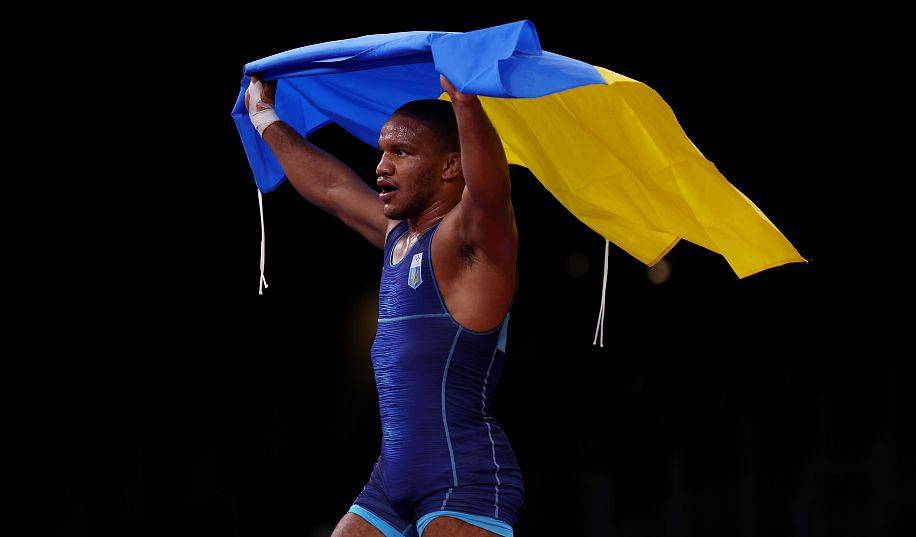 Відома трійка українських олімпійців, більше всіх запрацювали в Токіо-2020