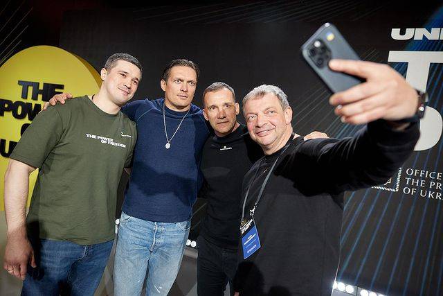 «Просувати наративи про Україну». Шевченко – про перемогу Усика над Ф’юрі
