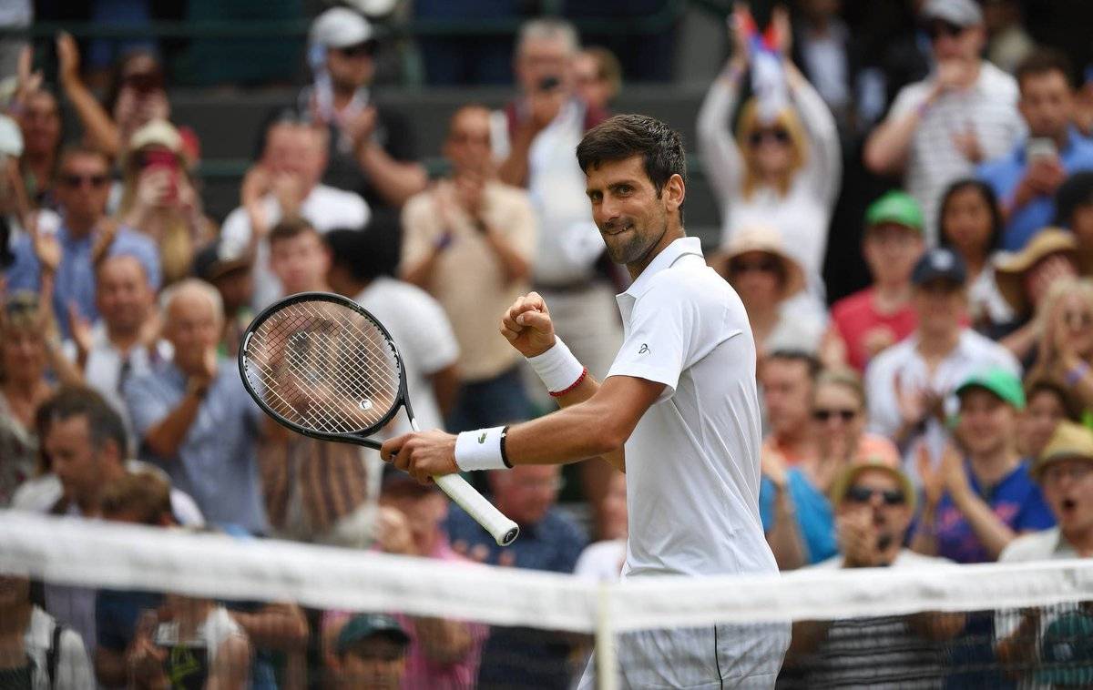 Джокович вышел в четвертьфинал Wimbledon менее чем за два часа 