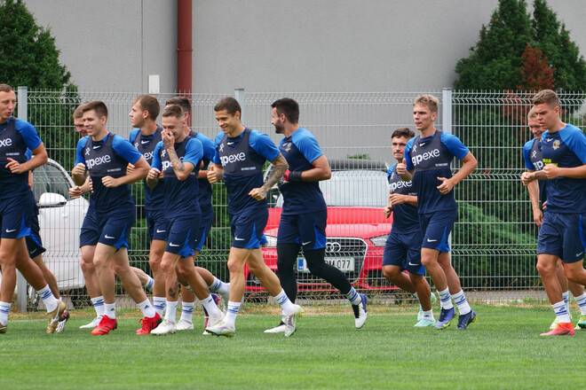 Стало відомо, в якій формі «Дніпро-1» зіграє проти АЕКа